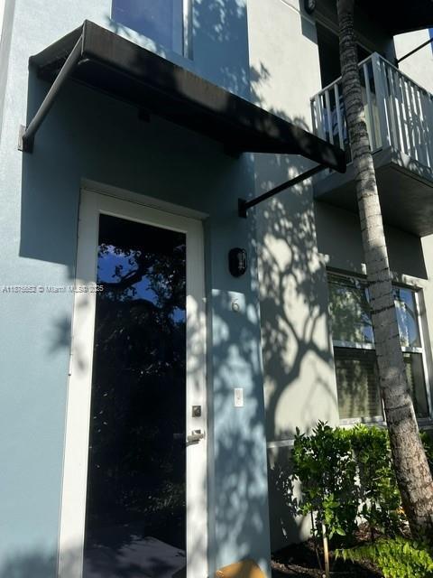 440 NE 35th Ct in Oakland Park, FL - Building Photo - Building Photo