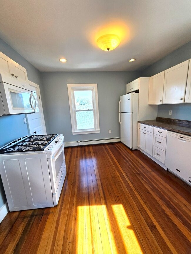 178-180 Chandler Ave in Pawtucket, RI - Building Photo - Building Photo