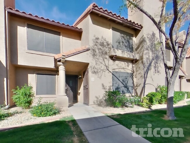 property at 3491 N Arizona Ave