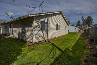 8416 NE Starflower Ct in Vancouver, WA - Building Photo - Building Photo