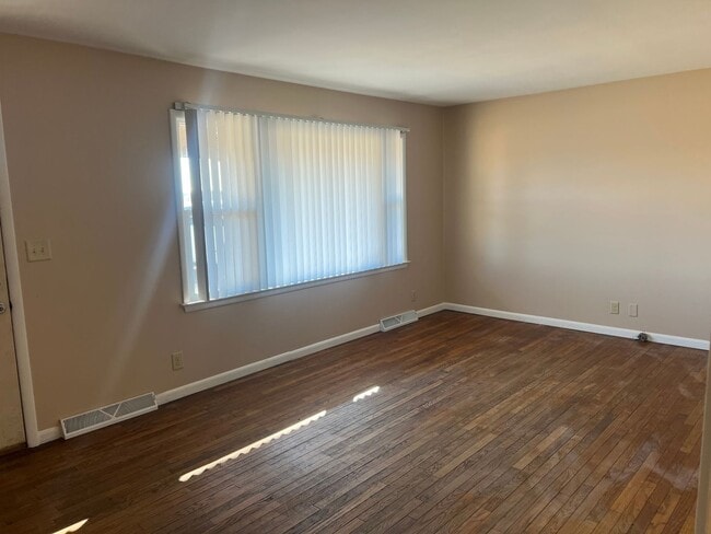 5079 Byers Rd in Kirkland, IL - Building Photo - Building Photo