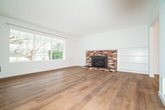 1227 Short St in Marysville, WA - Building Photo - Building Photo