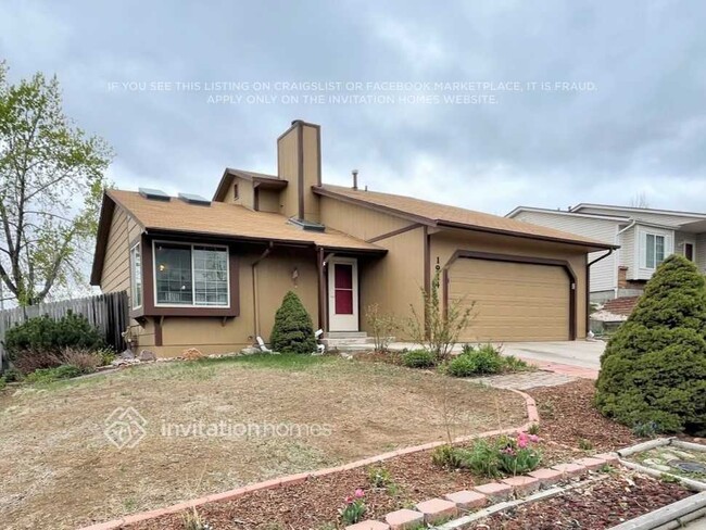 property at 1914 E 96th Cir