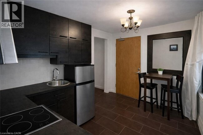 237 James St N in Hamilton, ON - Building Photo - Building Photo