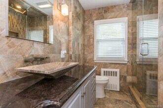 183 Wickham Rd in Garden City, NY - Building Photo - Building Photo