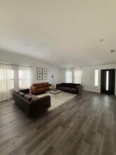 4420 Kingscote Way in Mather, CA - Building Photo - Building Photo