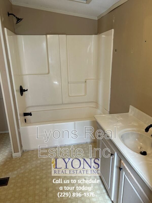 123 Chaserville Blvd in Sparks, GA - Building Photo - Building Photo