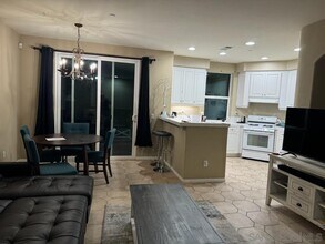 103 Trilogy St in San Marcos, CA - Building Photo - Building Photo