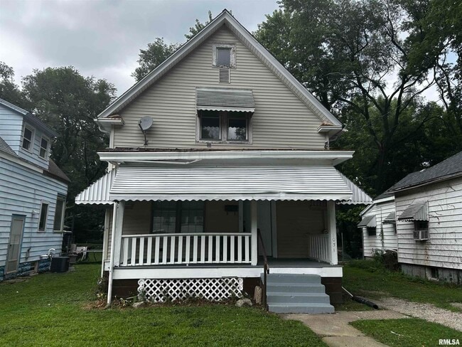 property at 1031 E Behrends Ave