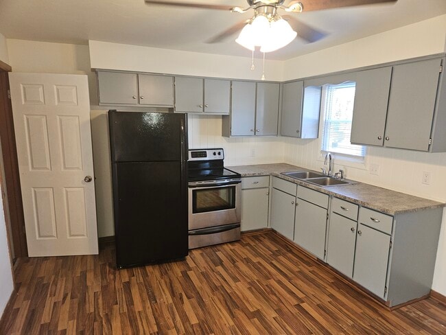 property at 5246 E Calla Rd