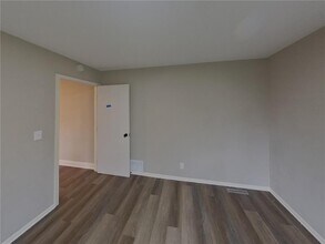 4770 138th St W in Apple Valley, MN - Building Photo - Building Photo