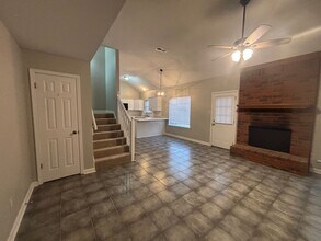 3895 Oak Branch Cir E in Memphis, TN - Building Photo - Building Photo