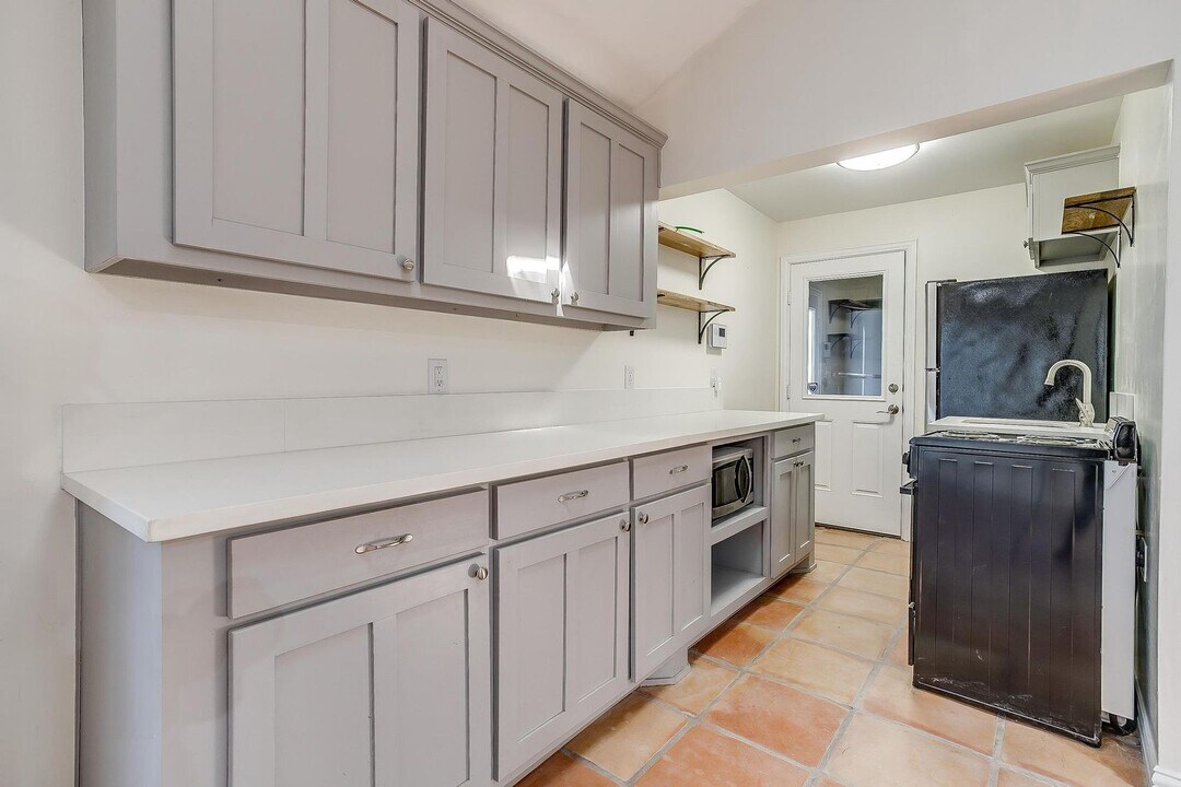 4705 Pershing Ave in Fort Worth, TX - Building Photo