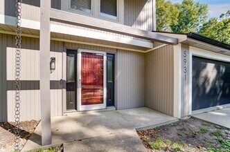 5931 Spring Oak Ct in Fort Wayne, IN - Building Photo - Building Photo