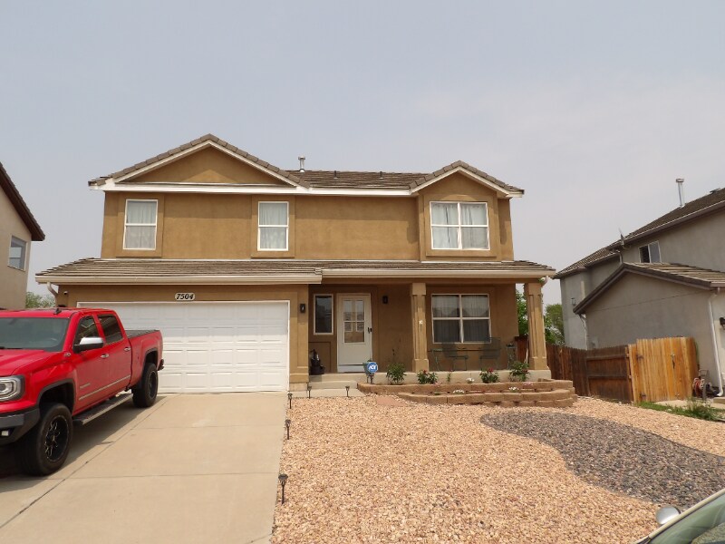 7504 Lake Ave in Fountain, CO - Building Photo