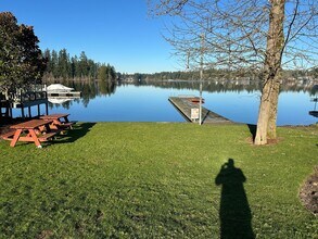 17303 Spanaway Loop Rd S in Spanaway, WA - Building Photo - Building Photo