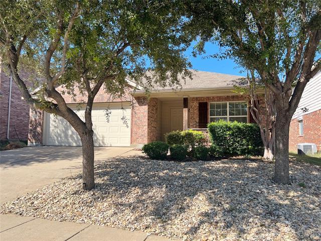 12536 Panorama Dr in Burleson, TX - Building Photo