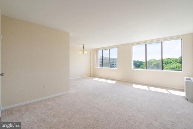 6641 Wakefield Dr in Alexandria, VA - Building Photo - Building Photo