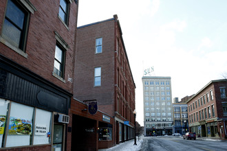 Fairburn Building in Lowell, MA - Foto de edificio - Building Photo