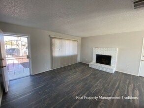 40627 166th St E in Lancaster, CA - Building Photo - Building Photo