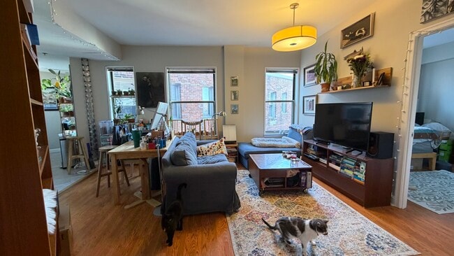 1621 T St NW, Unit 807