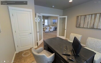 4742 SW Volcano Ave in Redmond, OR - Building Photo - Building Photo