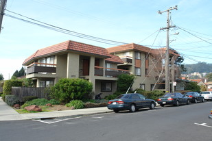 970-972 Adams St Apartments