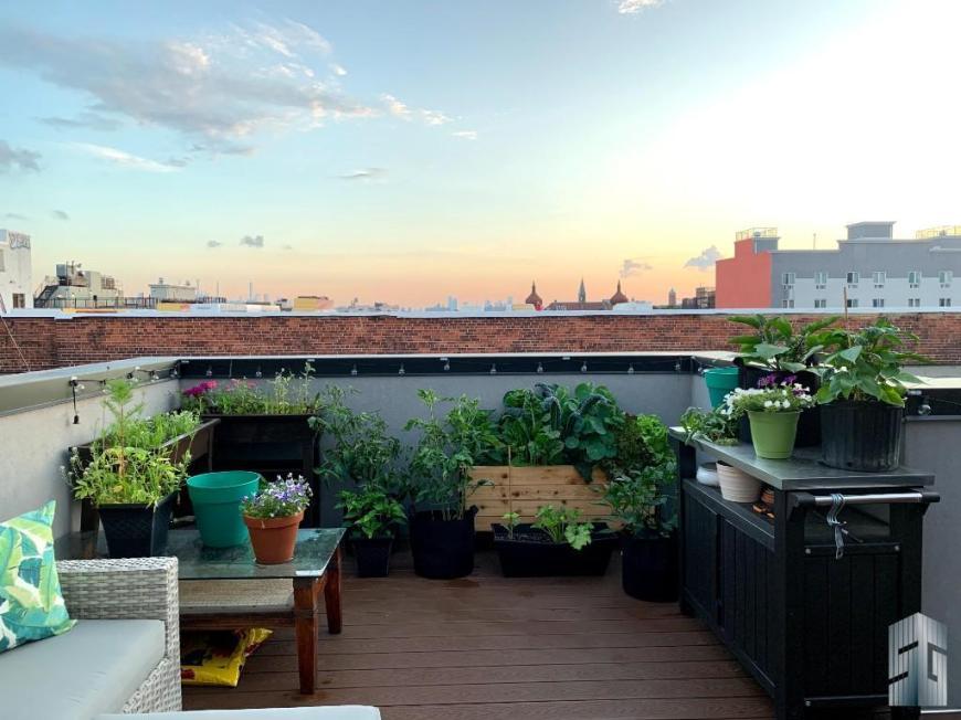 1261 Pacific St in Brooklyn, NY - Building Photo