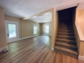420 Crescent St NE-Unit -2 in Grand Rapids, MI - Building Photo - Building Photo