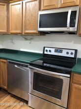 59 Brunswick Ave-Unit -2 in Troy, NY - Building Photo - Building Photo