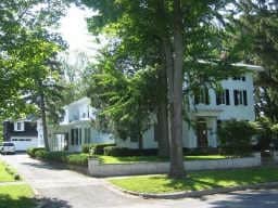 35 Catherine St in Lyons, NY - Foto de edificio