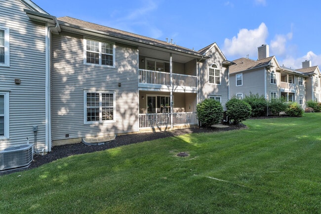 2950 Hunley Dr in Ann Arbor, MI - Building Photo - Building Photo