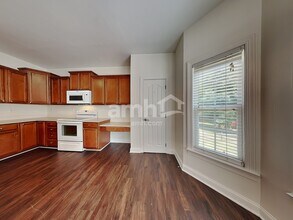 2145 Denise Ln in Winston-Salem, NC - Building Photo - Building Photo