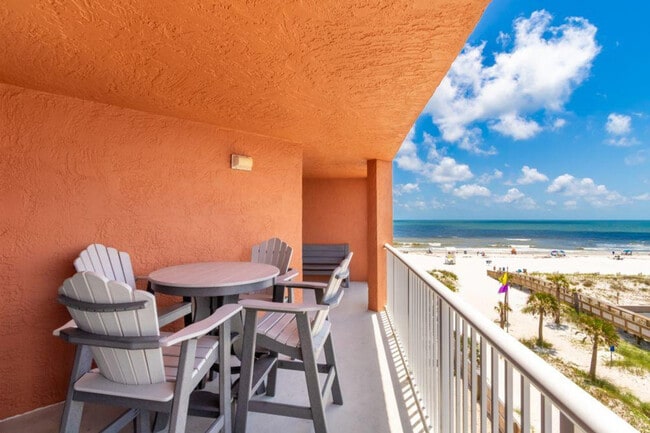 633 W Beach Blvd in Gulf Shores, AL - Building Photo - Building Photo