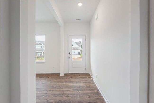 124 Kaley Ln in Lenoir City, TN - Building Photo - Building Photo