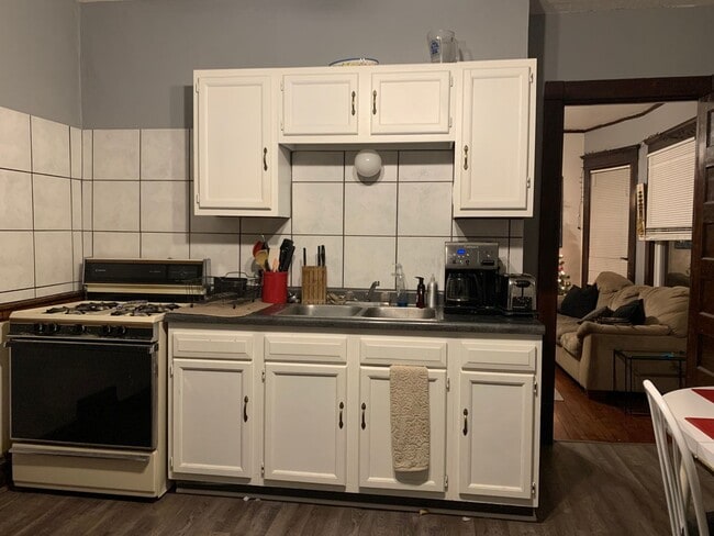 2864 N Cramer St in Milwaukee, WI - Building Photo - Building Photo