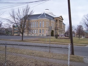 113-115 West Ave in Lockport, NY - Building Photo - Other