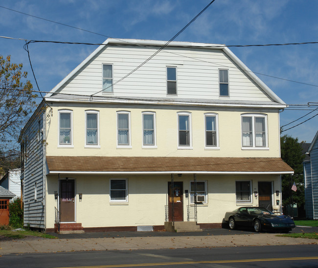 515-525 W Main St in Bloomsburg, PA - Building Photo - Building Photo