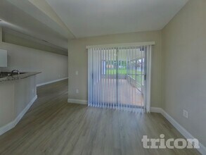 906 Dartmouth Ct in Kissimmee, FL - Building Photo - Building Photo