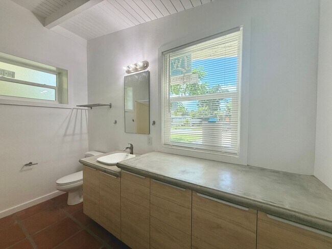 2969 Wood St in Sarasota, FL - Building Photo - Building Photo
