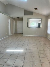 160 Edgewater Cir in Sanford, FL - Building Photo - Building Photo