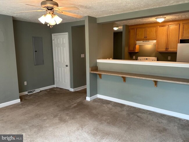property at 232 Southridge Dr