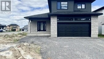 187 Hybrid St in Russell, ON - Building Photo