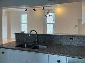 1531 N Wells St, Unit A5 in Chicago, IL - Building Photo - Building Photo