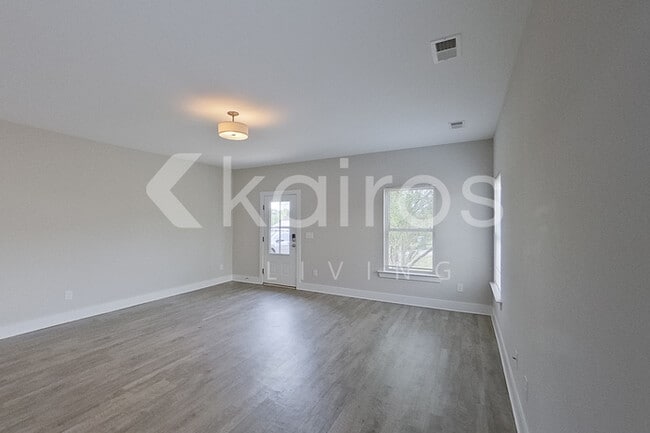 66 Maple Leaf Dr in Lincoln, AL - Building Photo - Building Photo