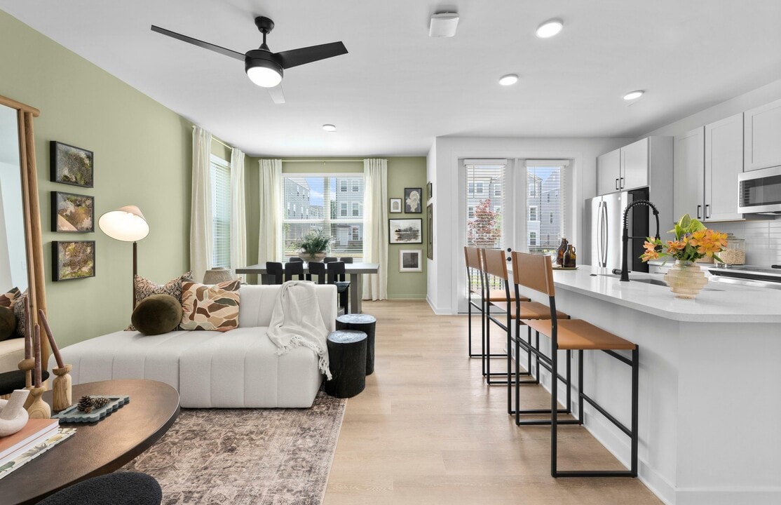 Elan Prosperity Village in Charlotte, NC - Building Photo