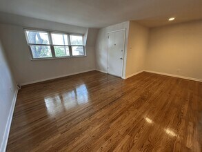 5422 Hermit Terrace in Philadelphia, PA - Building Photo - Building Photo