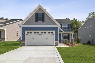 33 Patagonia Pl in Clayton, NC - Building Photo