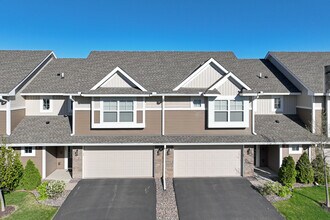 Elk Creek Estates in Maple Grove, MN - Foto de edificio - Building Photo