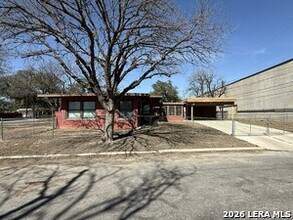 606 Elkhorn Dr in San Antonio, TX - Building Photo - Building Photo